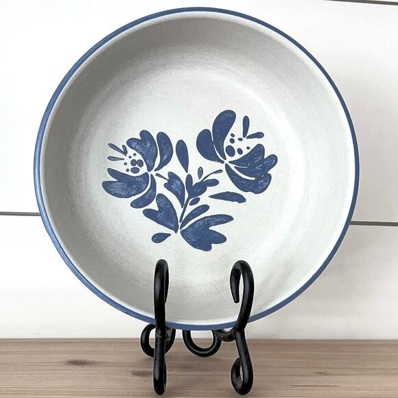 Yorktowne by PFALTZGRAFF Blue Flower Serving Bowl